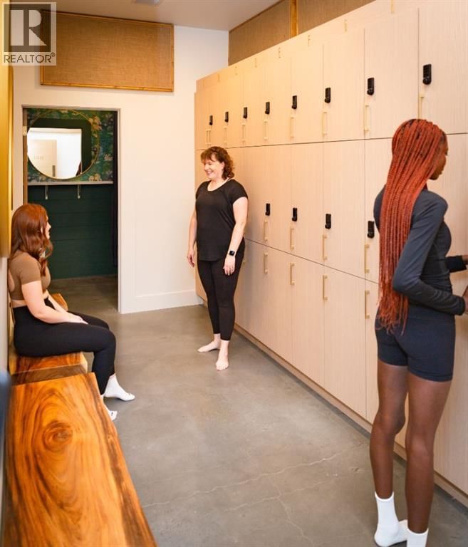 125 OAKMOOR CIRCLE SOUTHWEST Image 32