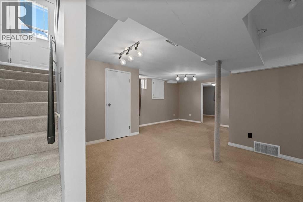 4909 51 STREET Image 16