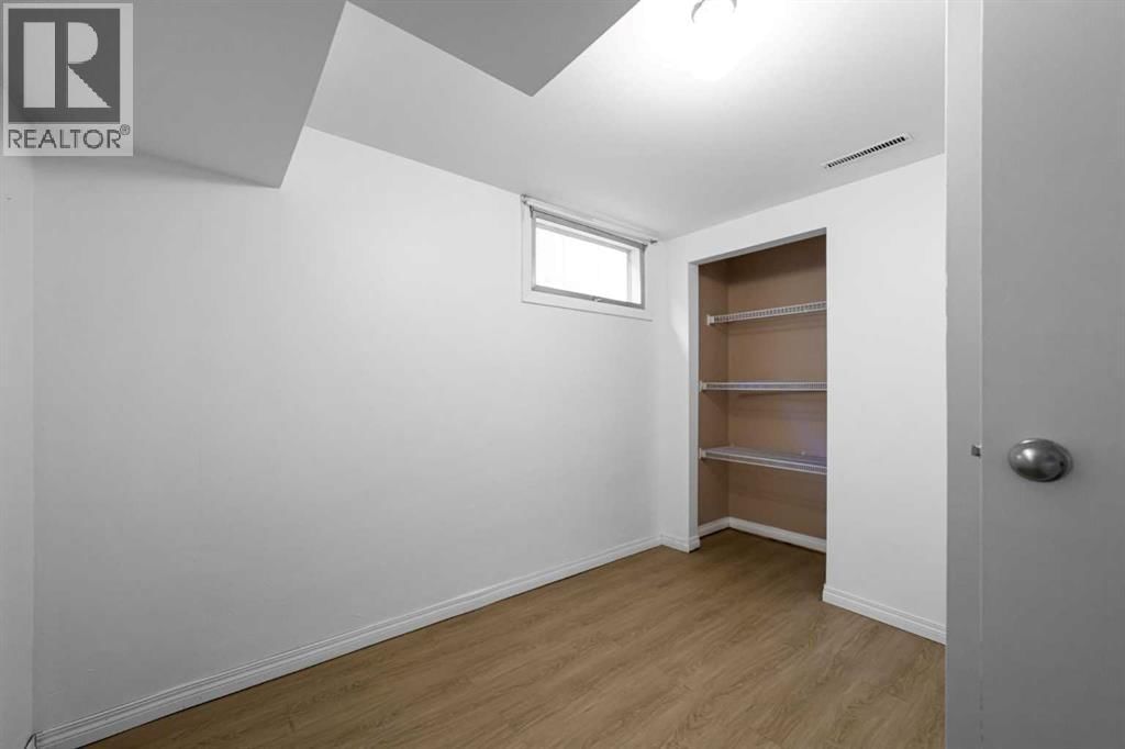 4909 51 STREET Image 20