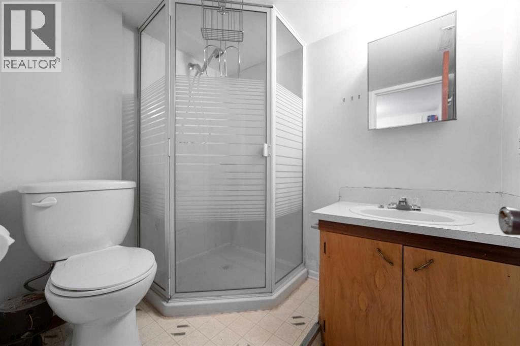 4909 51 STREET Image 23