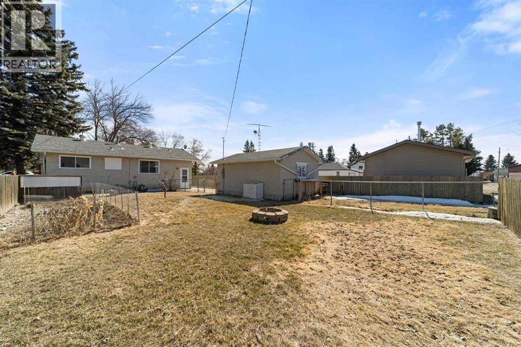 4909 51 STREET Image 4