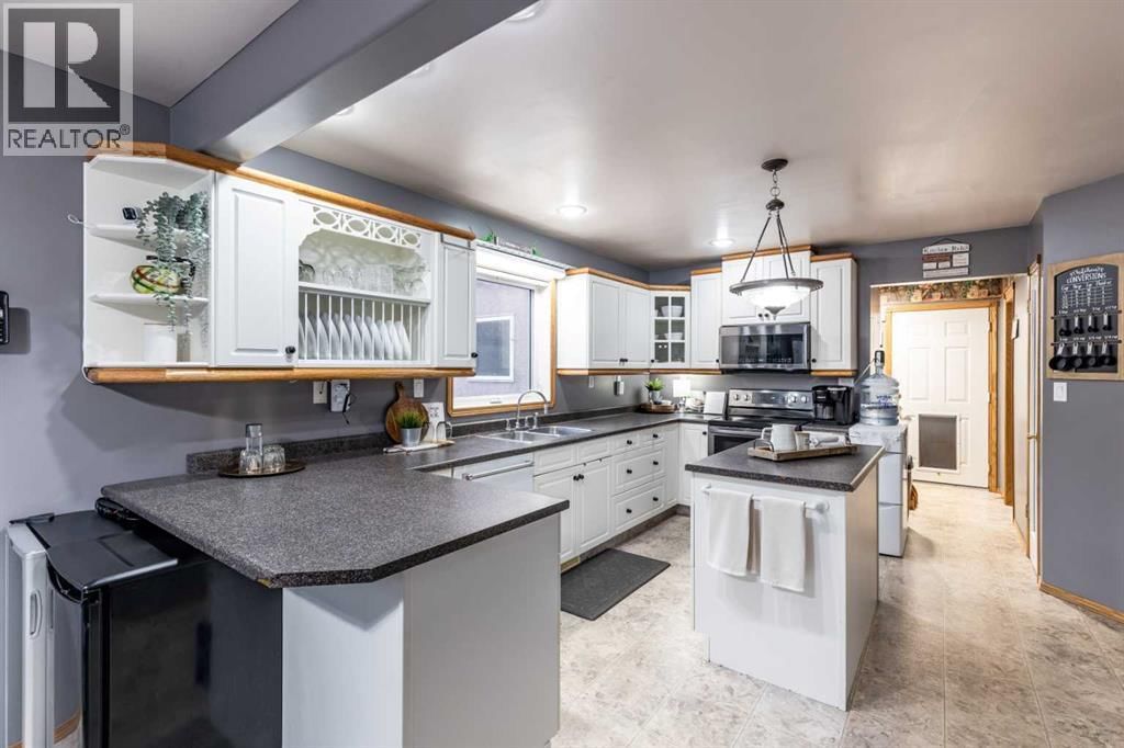 512 11 STREET Image 18