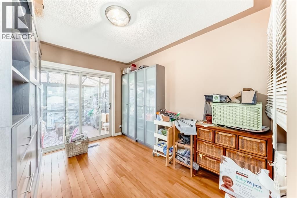 274 TEMPLEVIEW WAY NORTHEAST Image 16