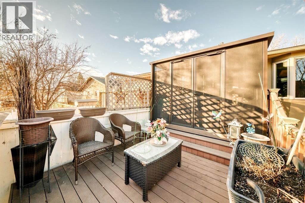 274 TEMPLEVIEW WAY NORTHEAST Image 32