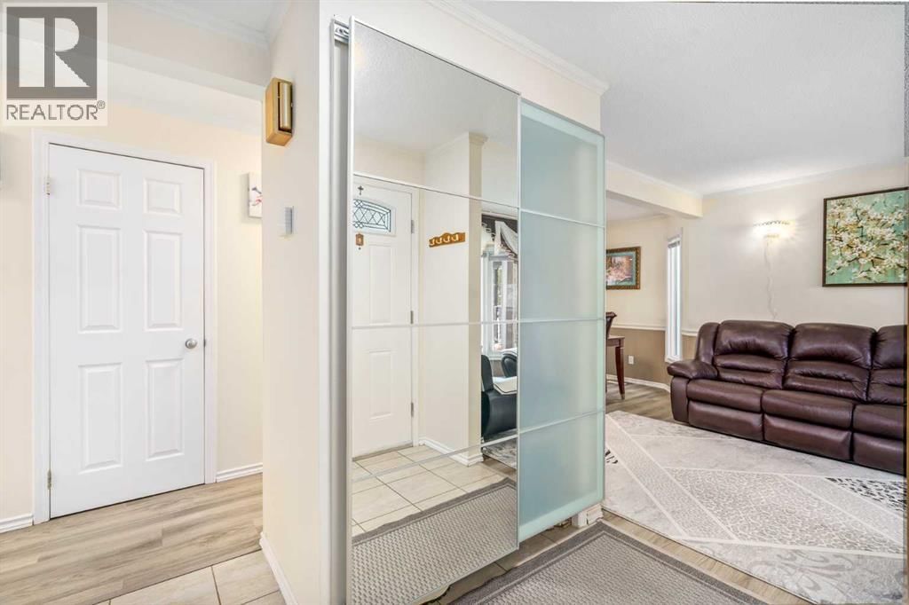 43 MILLRISE CRESCENT SOUTHWEST Image 14