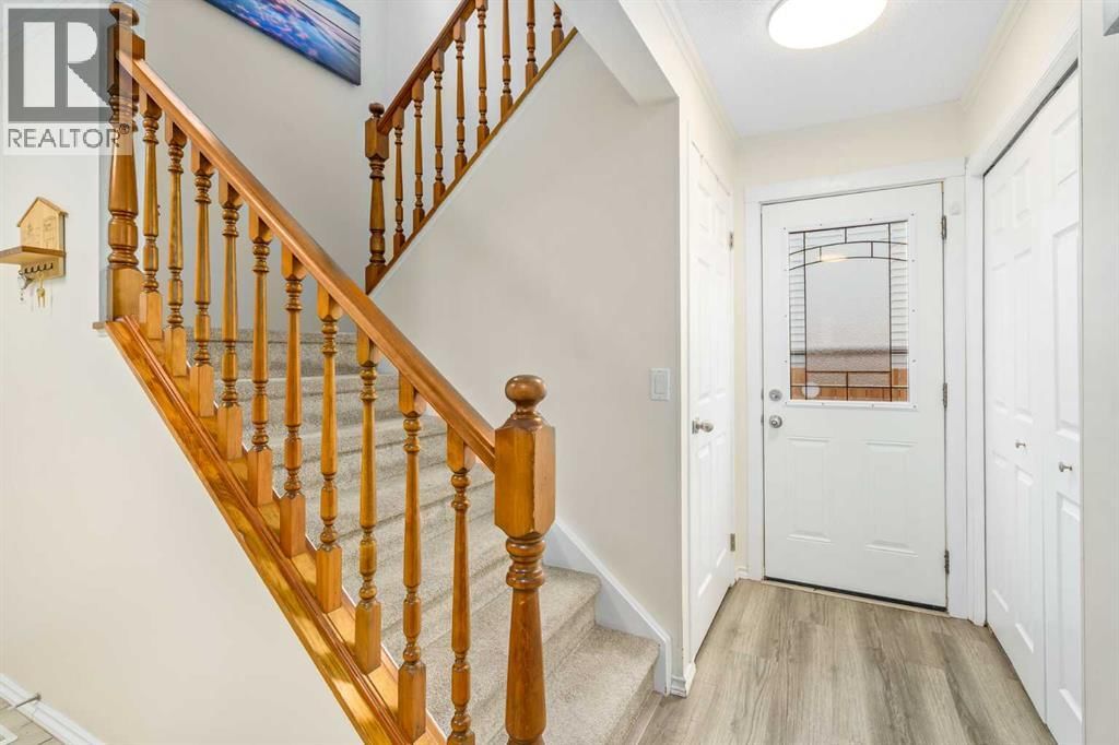 43 MILLRISE CRESCENT SOUTHWEST Image 20