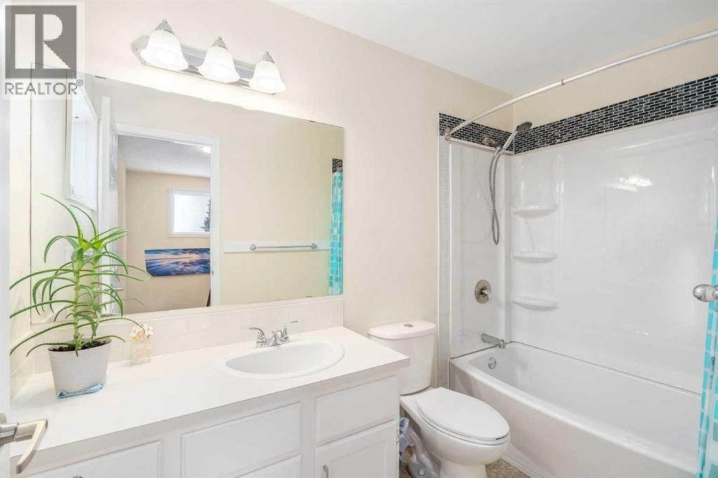 43 MILLRISE CRESCENT SOUTHWEST Image 23