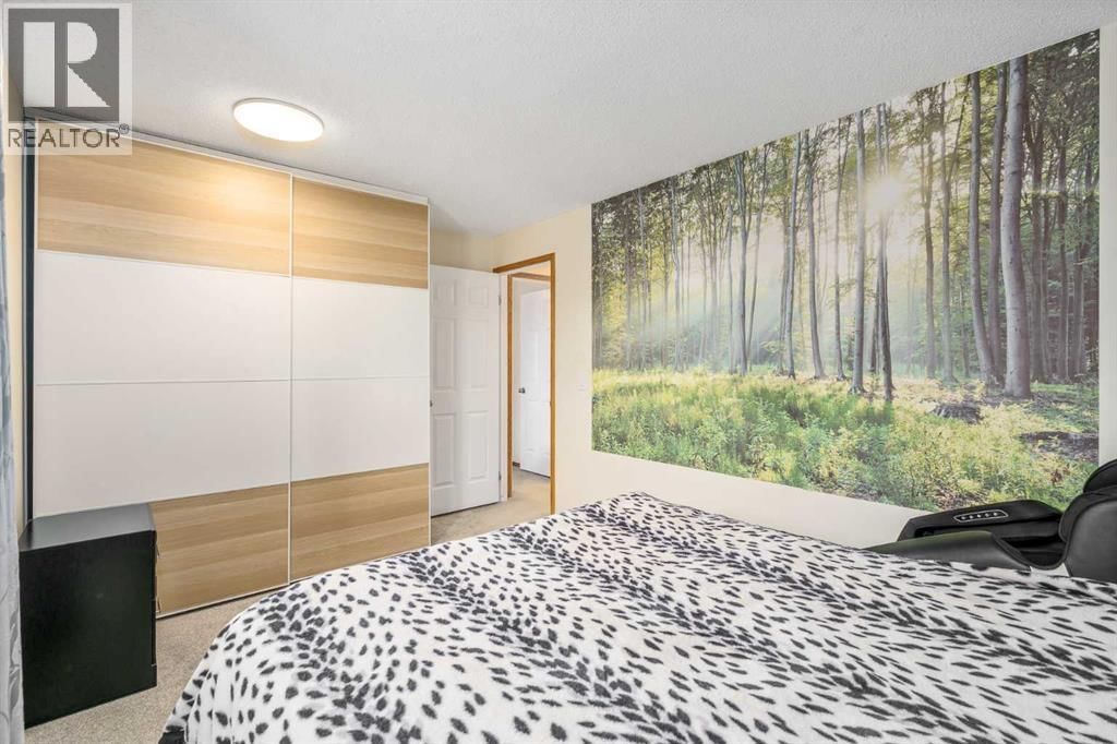 43 MILLRISE CRESCENT SOUTHWEST Image 25