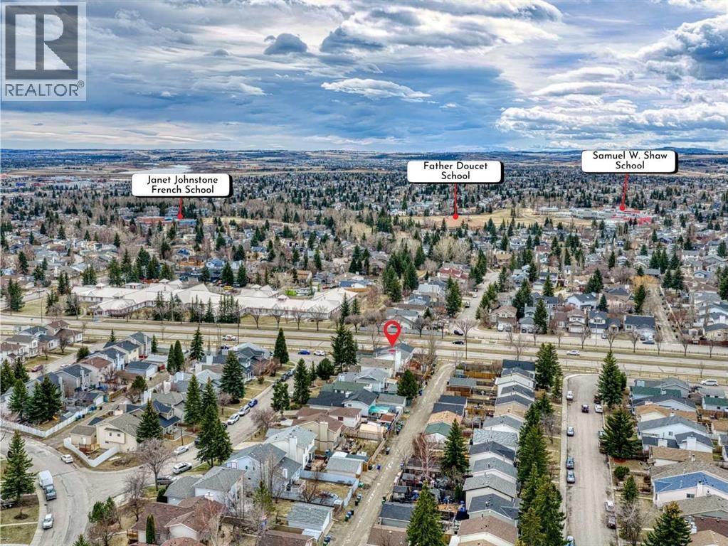 43 MILLRISE CRESCENT SOUTHWEST Image 3