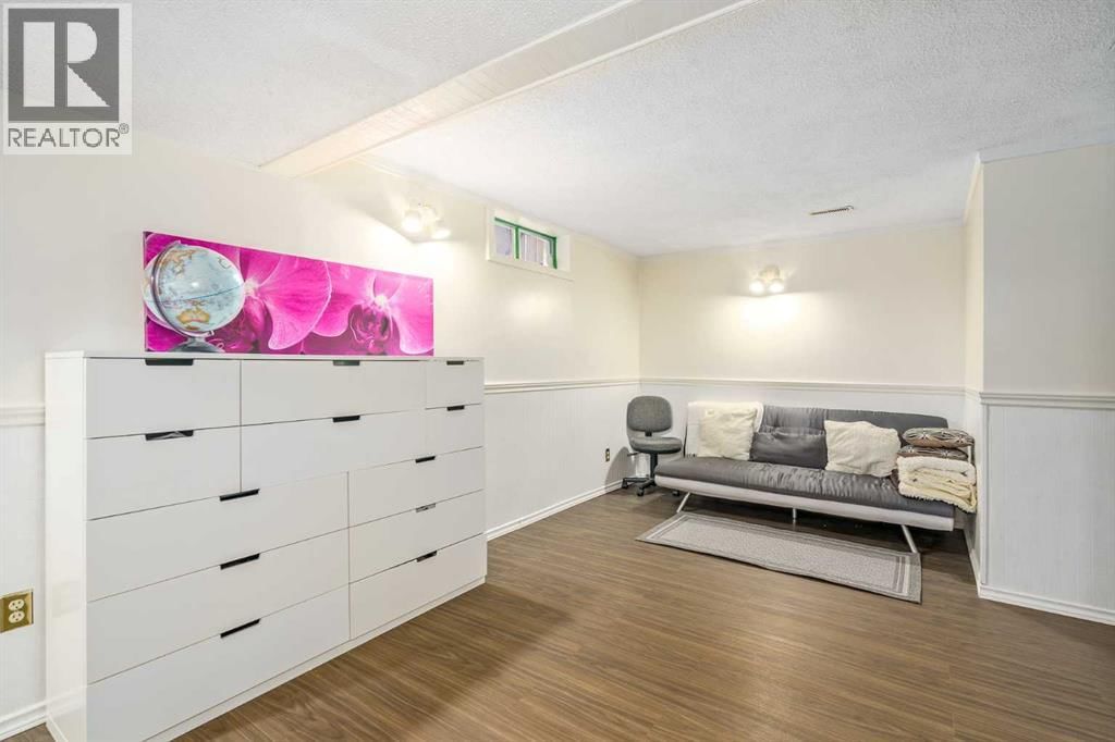 43 MILLRISE CRESCENT SOUTHWEST Image 30