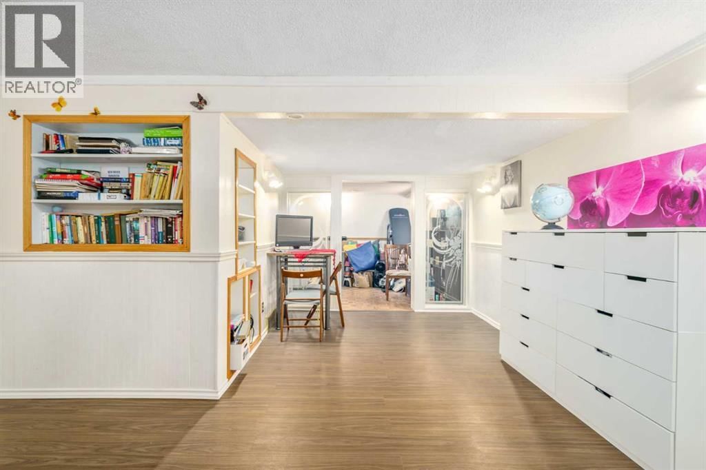 43 MILLRISE CRESCENT SOUTHWEST Image 31