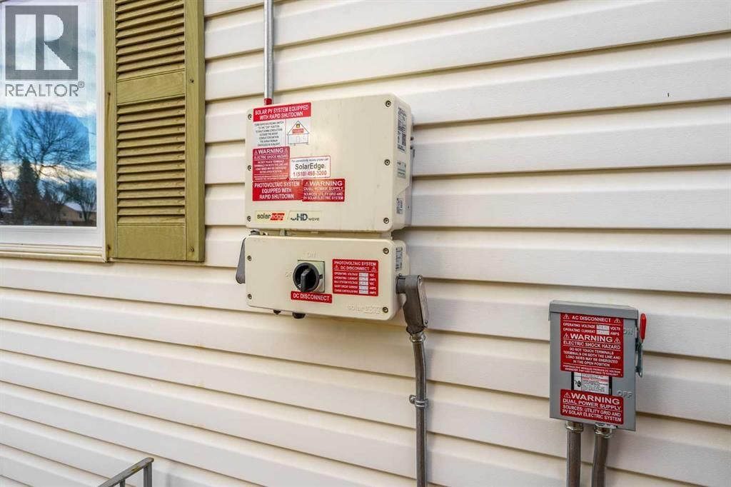 43 MILLRISE CRESCENT SOUTHWEST Image 42