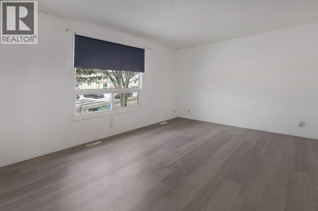 27 Castleglen Road property photo