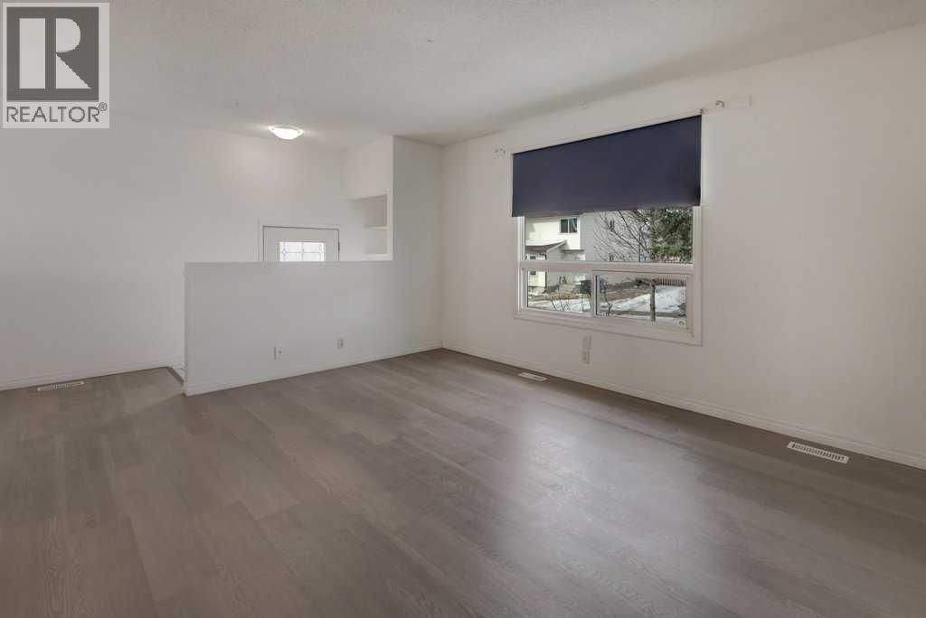 27 Castleglen Road property photo