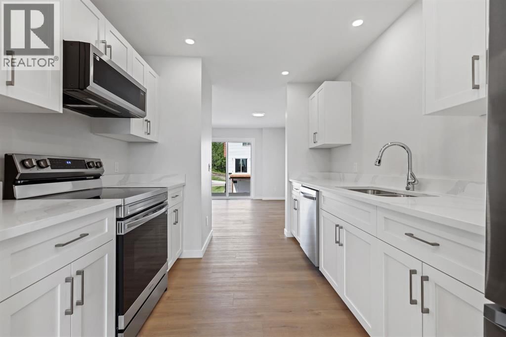 5 VALAROSA PARK Image 11