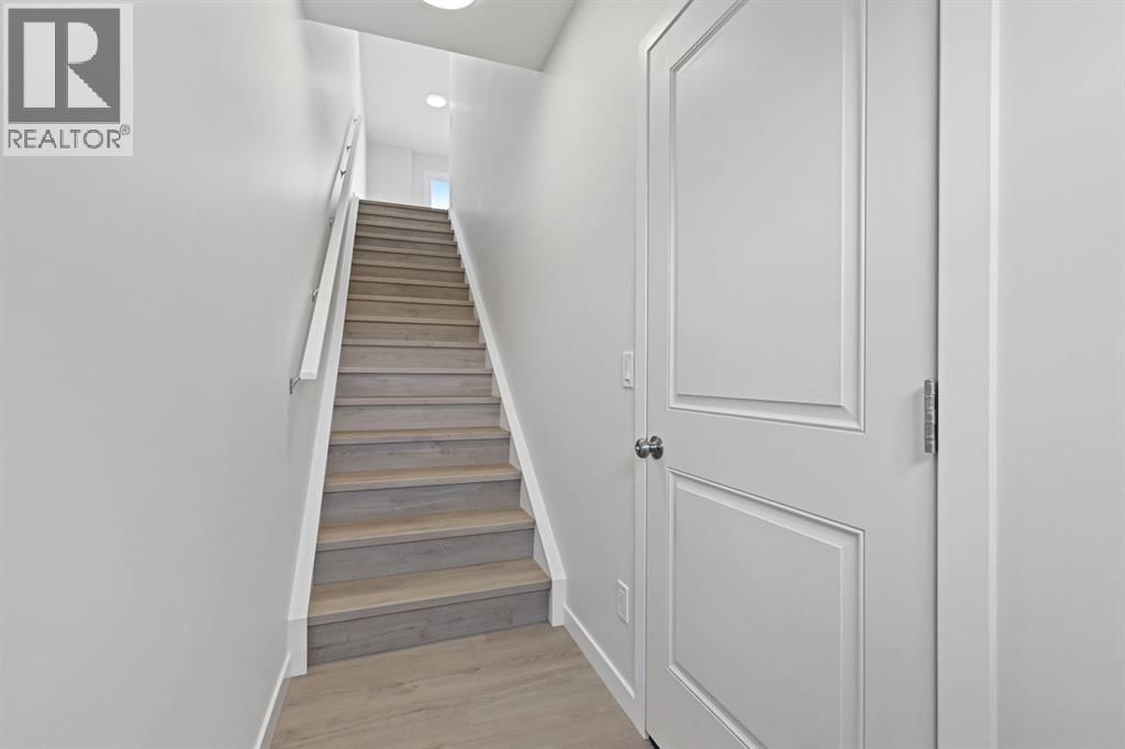 5 VALAROSA PARK Image 2