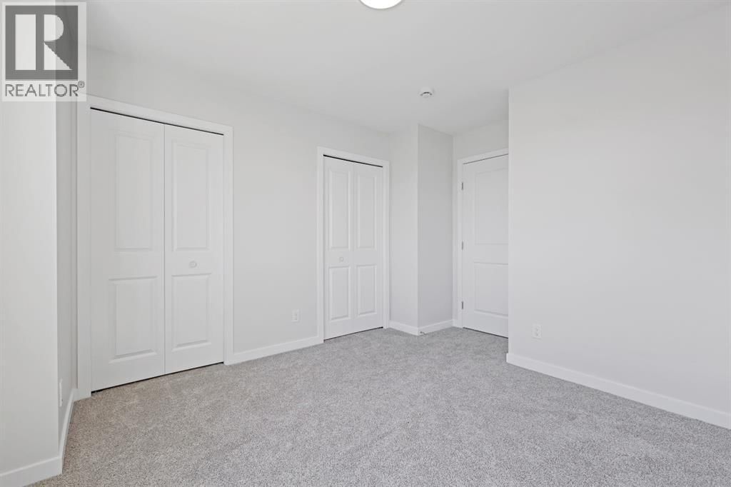 5 VALAROSA PARK Image 21