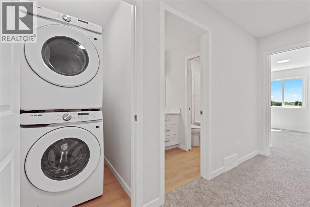 5 VALAROSA PARK Image 22