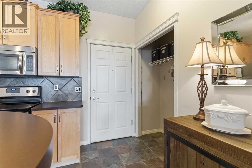 37 PRESTWICK DRIVE SOUTHEAST Image 2