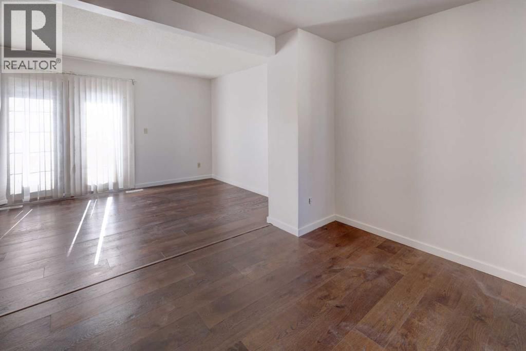 64 Whitnel Court property photo