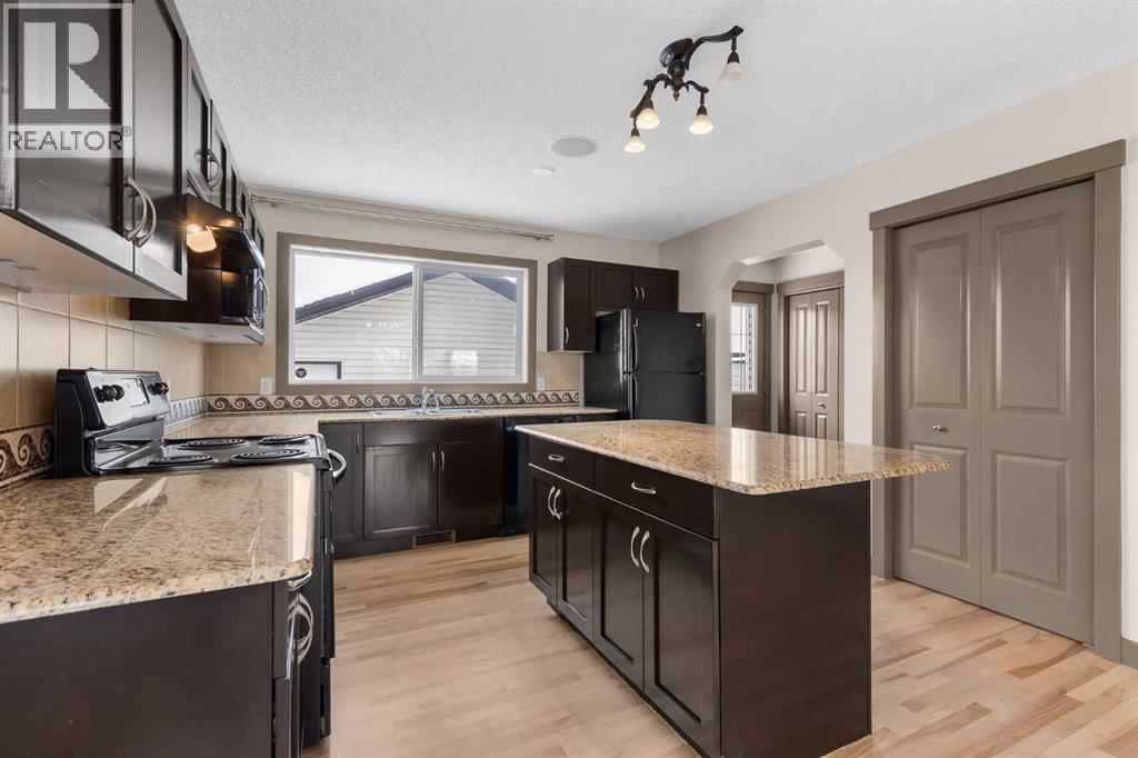 106 LUXSTONE WAY SOUTHWEST Image 10