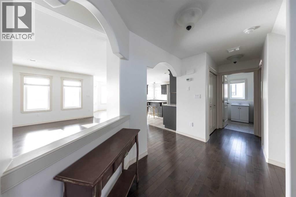 2715 73 AVENUE Image 33