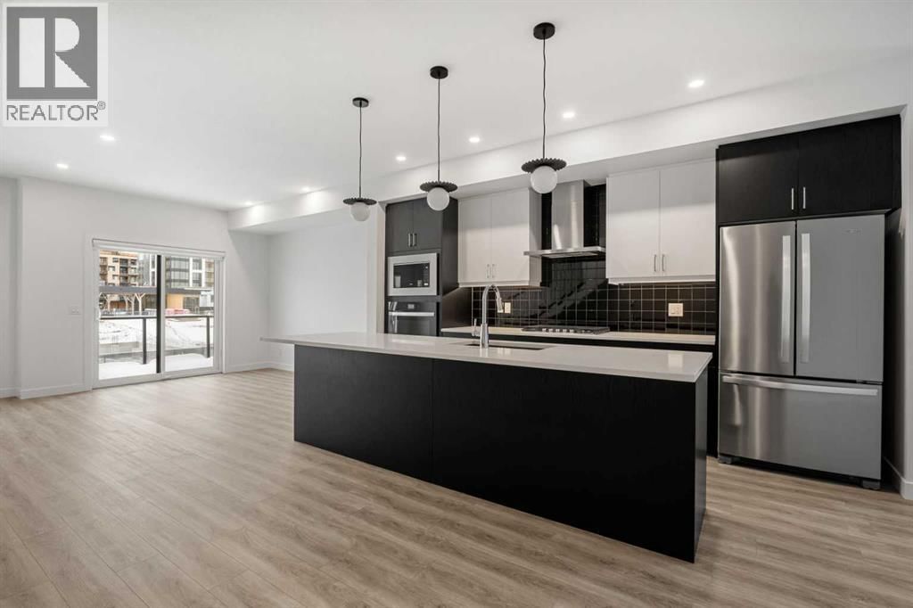 8323 8 AVENUE SOUTHWEST Image 9