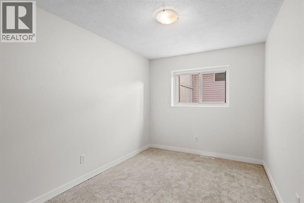 8547 47 AVENUE NORTHWEST Image 32