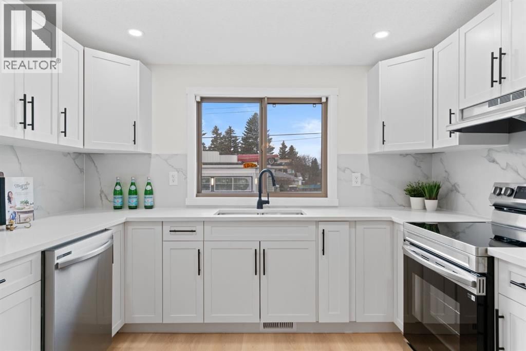 8547 47 AVENUE NORTHWEST Image 7