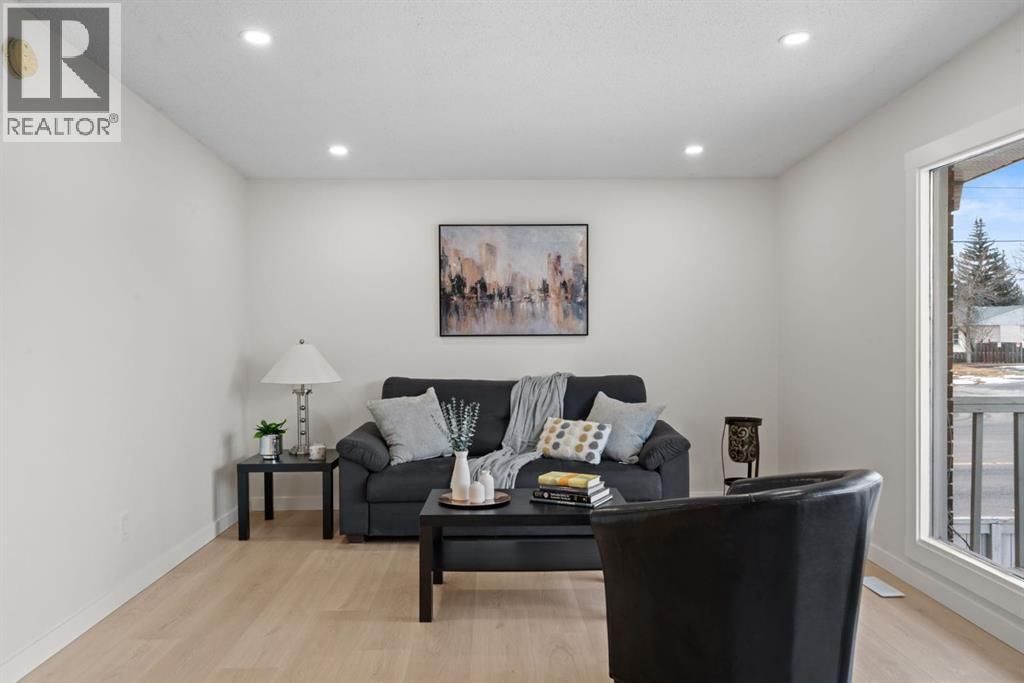 8547 47 AVENUE NORTHWEST Image 9