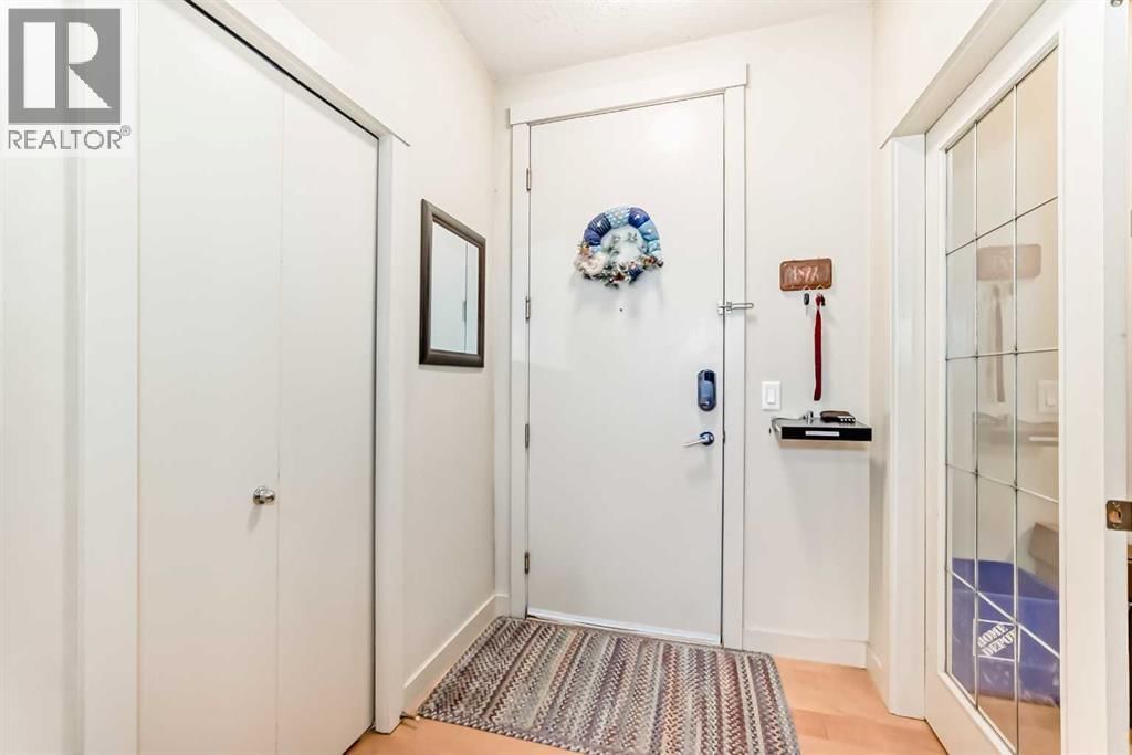 830 Centre Avenue property photo