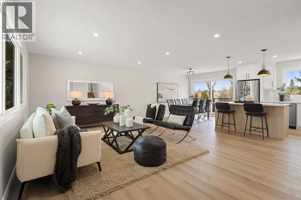 347 QUEENSLAND DRIVE SOUTHEAST Image 3