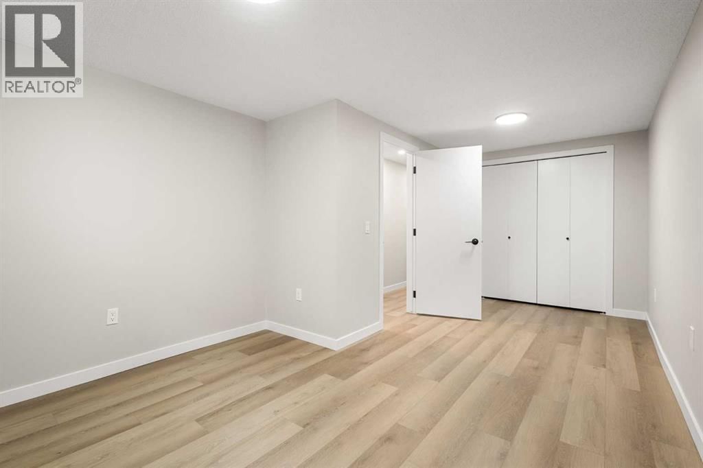 347 QUEENSLAND DRIVE SOUTHEAST Image 31