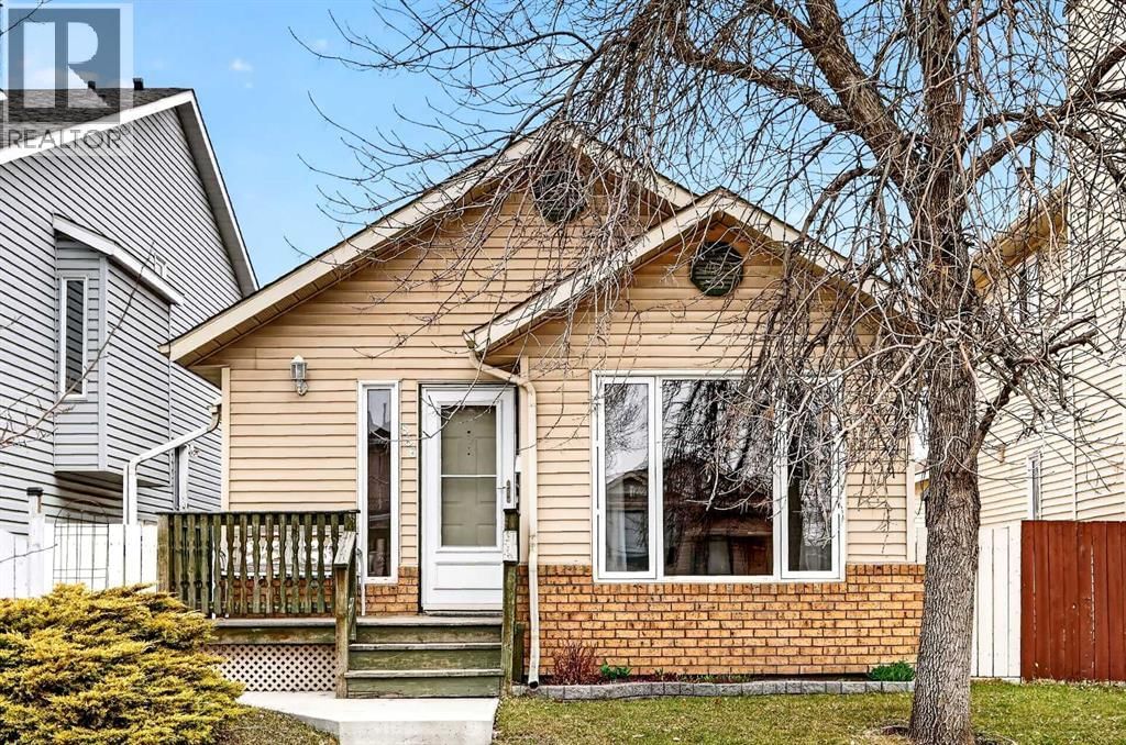 886 ERIN WOODS DRIVE SOUTHEAST Image 1