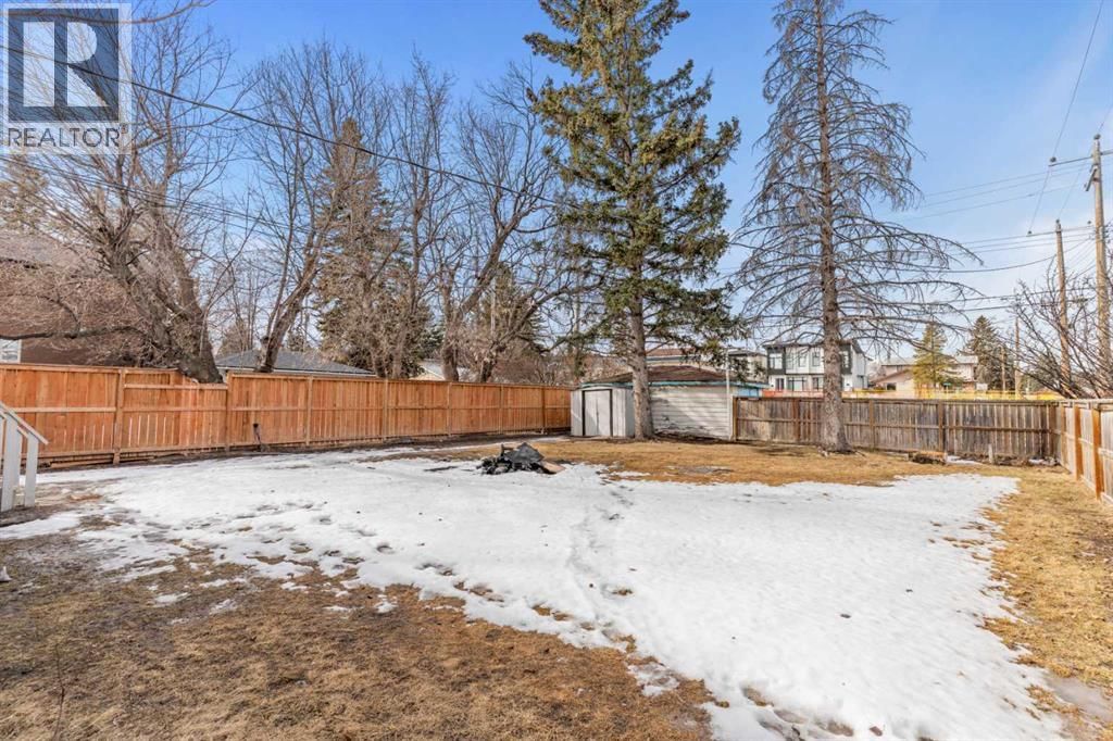 1403 43 Street property photo