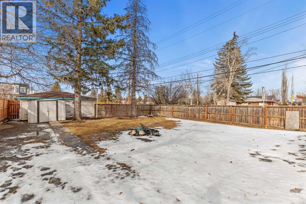 1403 43 Street property photo