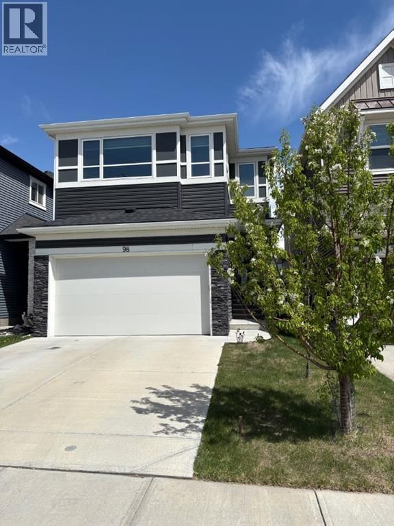 98 Lucas Crescent property photo