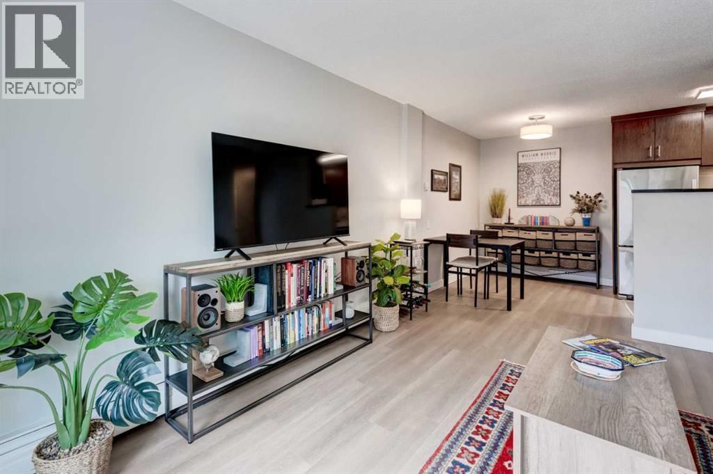 1328 13 AVENUE SOUTHWEST Image 11