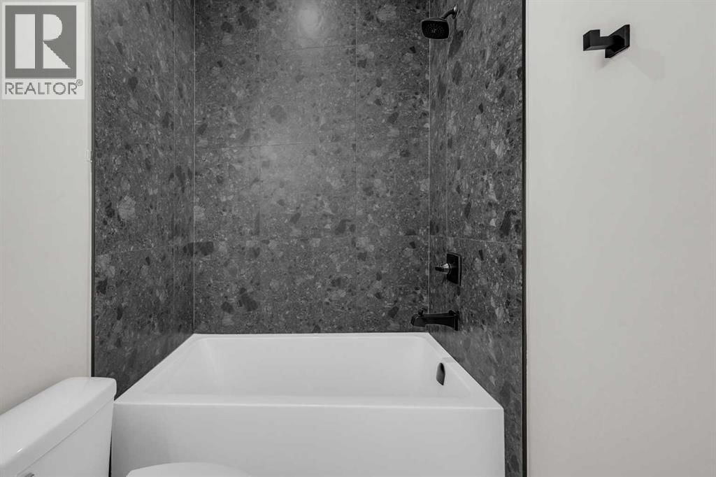 8114 BOWNESS ROAD NORTHWEST Image 23