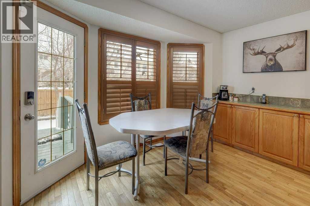 182 HARVEST CREEK CLOSE NORTHEAST Image 5