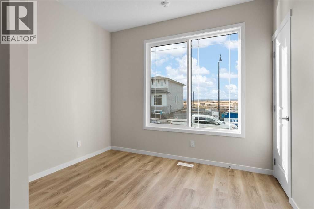 118 MONTANE LINK SOUTHEAST Image 4