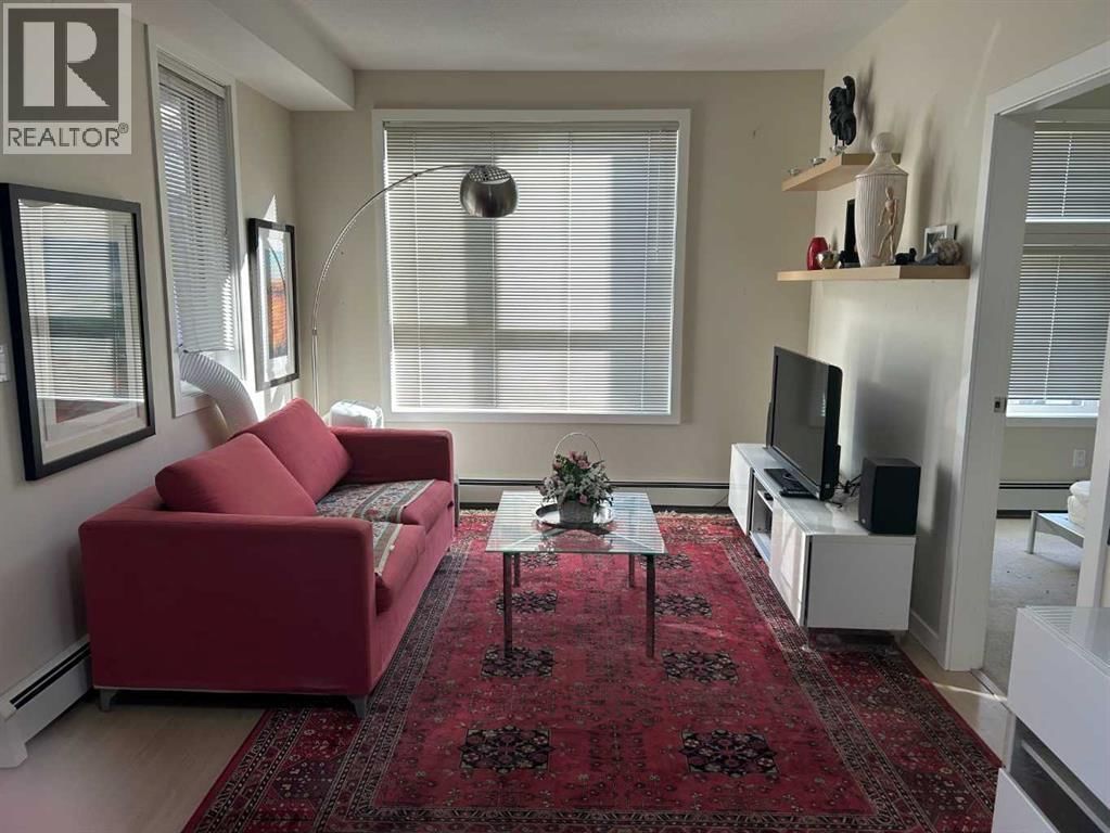 707 4 Street property photo