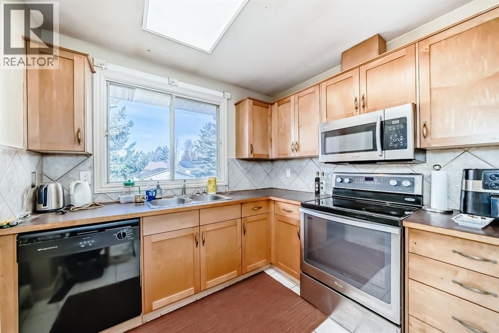 247 Bracewood Road property photo