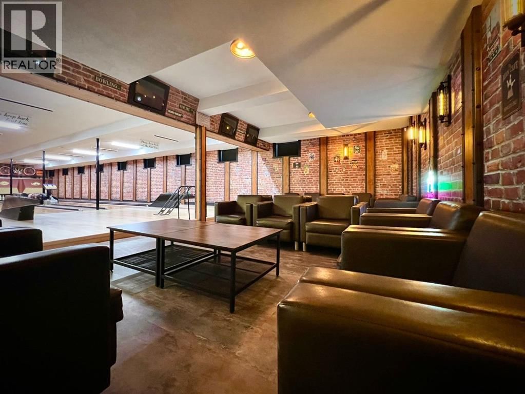 10004 100 STREET Image 13