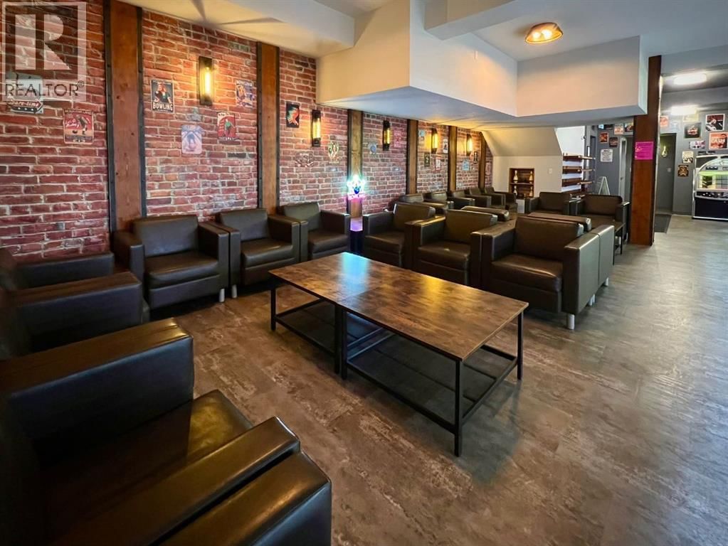 10004 100 STREET Image 19