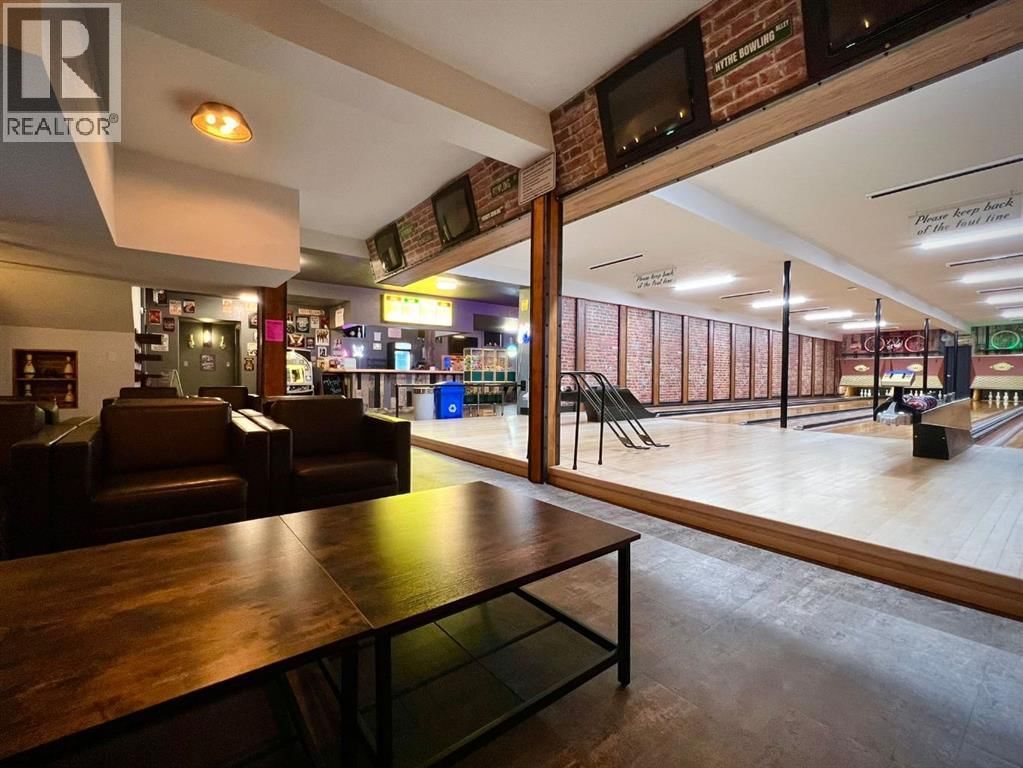 10004 100 STREET Image 20