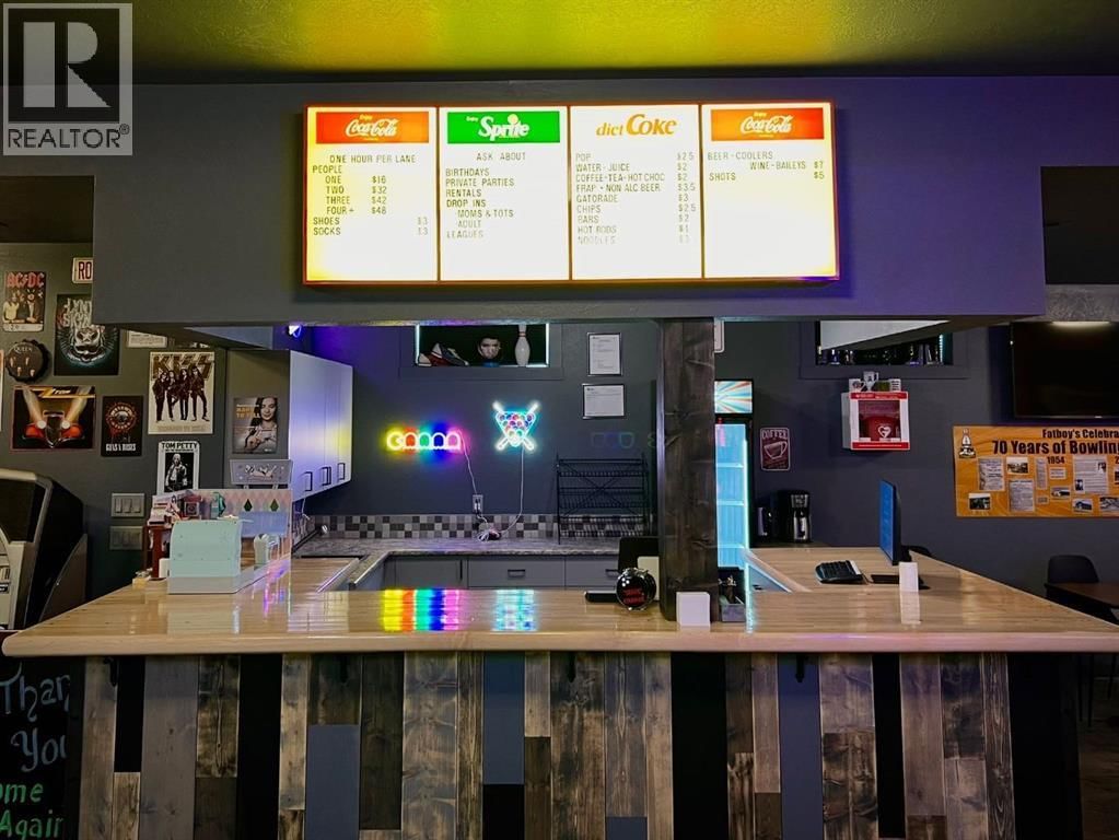 10004 100 STREET Image 24