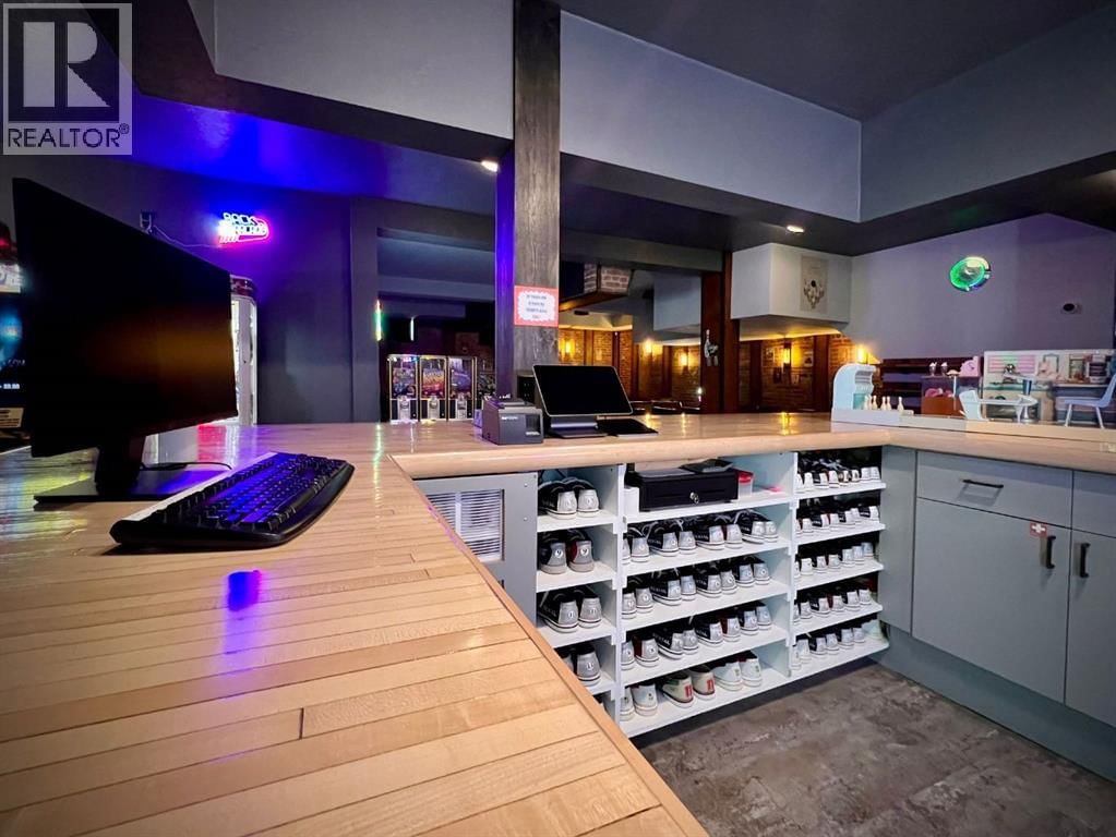 10004 100 STREET Image 26