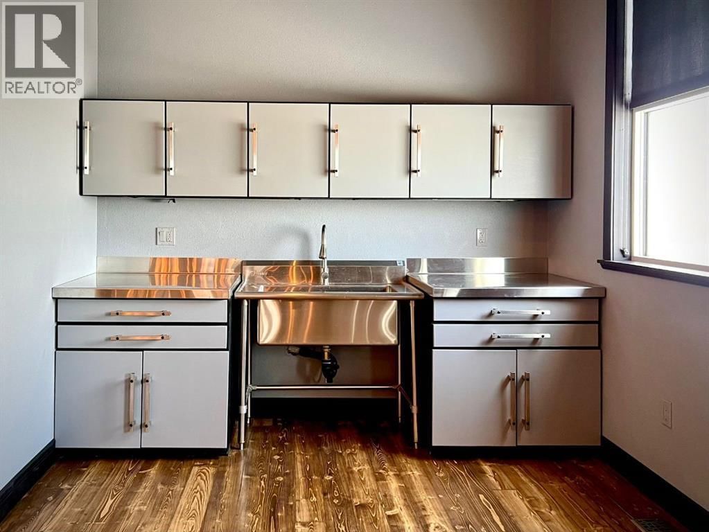 10004 100 STREET Image 42