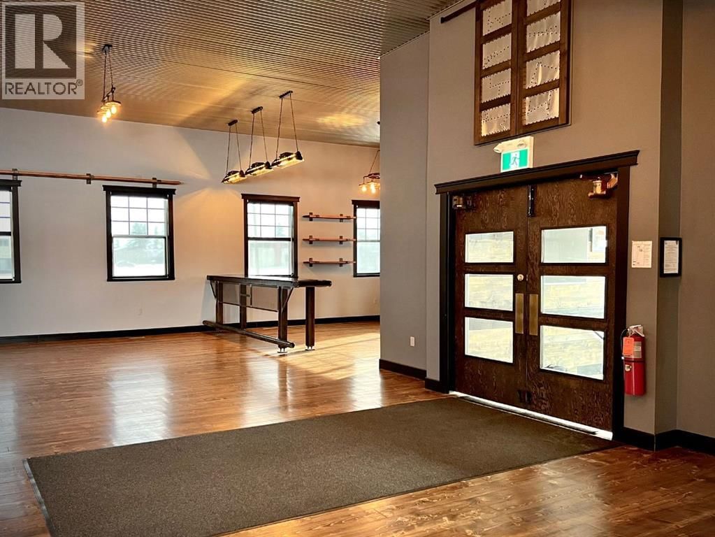 10004 100 STREET Image 47